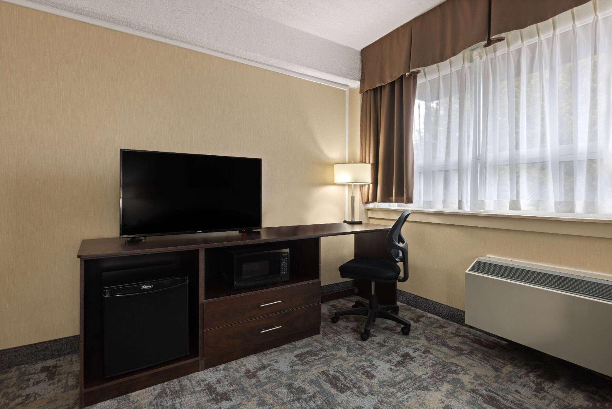 Travelodge By Wyndham Thunder Bay On Exteriör bild